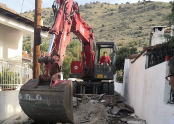 Ξεκίνησαν οι εργασίες ασφαλτόστρωσης στην Κρήνη
