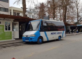 Με τα mini bus και το τρενάκι του Αστικού ΚΤΕΛ στο παζάρι