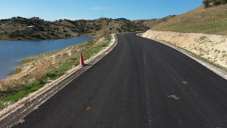 Νέο δρόμο για τη σύνδεση της Βερδικούσιας με το Βλαχογιάννι κατασκευάζει η Περιφέρεια Θεσσαλίας