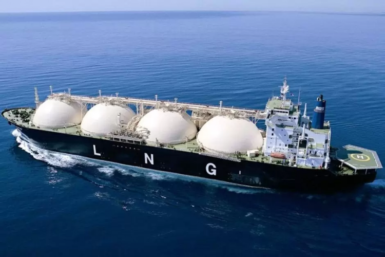 «Όχι» της Περιφέρειας στην εγκατάσταση LNG στον Βόλο