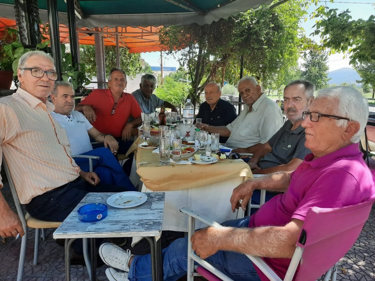 Με φίλους και συντρόφους στην Φαρκαδόνα ο Σιμορέλης