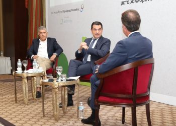 Κώστας Σκρέκας από τη Λάρισα: Η πράσινη μετάβαση αποτελεί τη μόνη λύση για την ενεργειακή αυτονομία της χώρας
