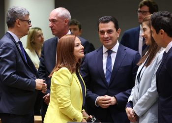 Κώστας Σκρέκας: «Η Ευρώπη υιοθετεί το ελληνικό μοντέλο ανάκτησης υπερεσόδων από τους παραγωγούς ηλεκτρικής ενέργειας»
