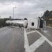 Bυτιοφόρο που μετέφερε γάλα ανατράπηκε στο δρόμο από Δομοκό προς Λαμία