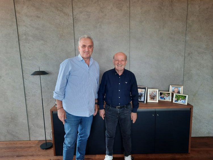 Επίσκεψη Χρ. Σιμορέλη στα «Ελληνικά Γαλακτοκομεία Α.Ε.».