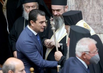 Ο Τρικαλινός Υπουργός στον αγιασμό για την έναρξη της νέας κοινοβουλευτικής περιόδου