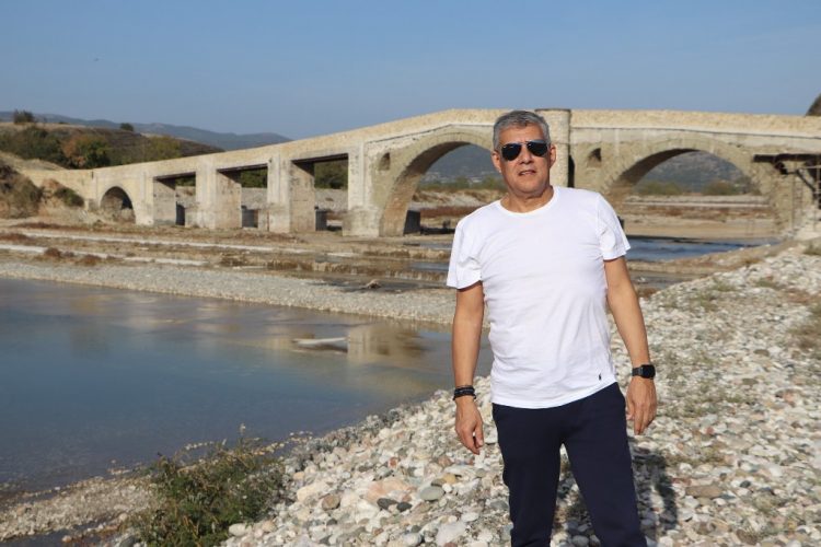 Την πέτρινη τοξωτή γέφυρα της Σαρακίνας διασώζει η Περιφέρεια Θεσσαλίας