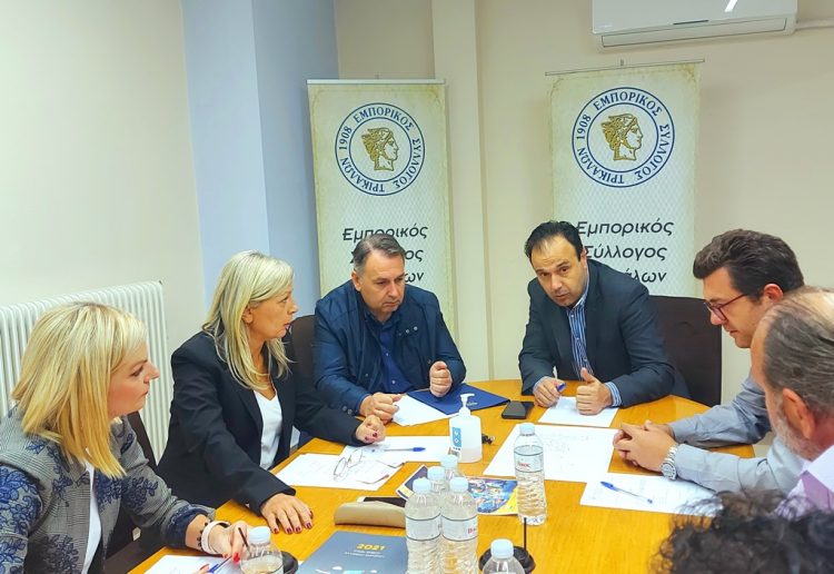 Ενίσχυση συνεργασίας Δήμου – Εμπορικού Συλλόγου σε πλήθος θεμάτων