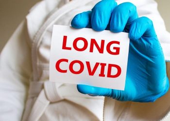 Γυναίκες δύο στους τρεις ασθενείς με long Covid