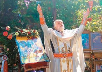 Άγιοι Ισίδωροι: Προθεσμία πέντε ημερών από τον Ιερώνυμο στον παπα-Δημήτρη για να πάει σε Μοναστήρι