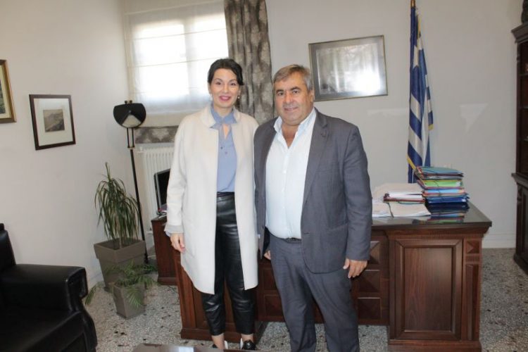 Εντυπωσιασμένη η Κοντοτόλη από το νοικοκύρεμα του Μαράβα