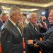 Με χειροκροτήματα υποδέχτηκαν τον Κώστα Καραμανλή στην Λάρισα