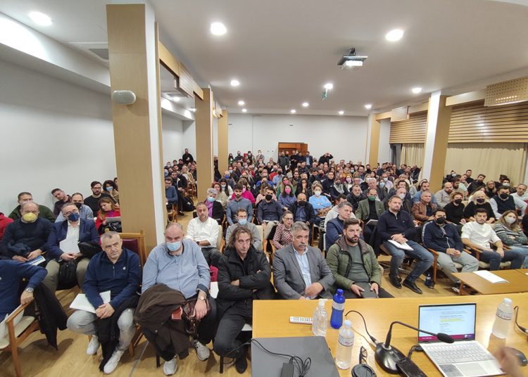 Με μεγάλη επιτυχία πραγματοποιήθηκε στα Τρίκαλα η ενημερωτική εκδήλωση για το ψηφιακό ωράριο και την ψηφιακή κάρτα εργασίας.