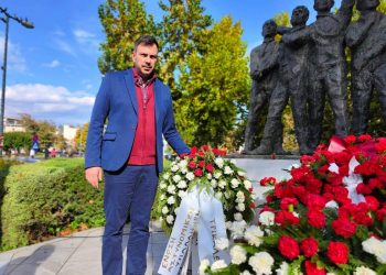 H Ένωση Αστυνομικών Υπαλλήλων Τρικάλων  τίμησε την επέτειο του Πολυτεχνείου