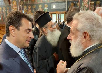 Πήρε την ευχή… τι να φοβηθεί…