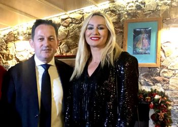 Ψήφος εμπιστοσύνης στην Χαρά