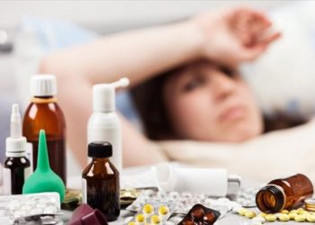 Γρίπη: Ποια είναι τα συμπτώματα – Για πόσες μέρες «κολλάει»