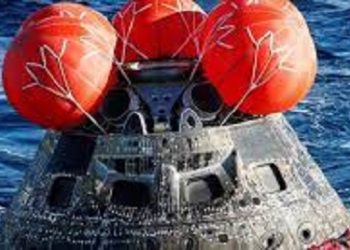 NASA: Εντυπωσιακές εικόνες από την προσθαλάσσωση του διαστημοπλοίου Orion