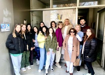 Η Χαρά στις πράξεις… άλλοι μόνο στα λόγια…!!