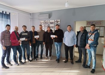 Δωροεπιταγές στους Τρικαλινούς Αστυνομικούς που έγιναν γονείς το 2022