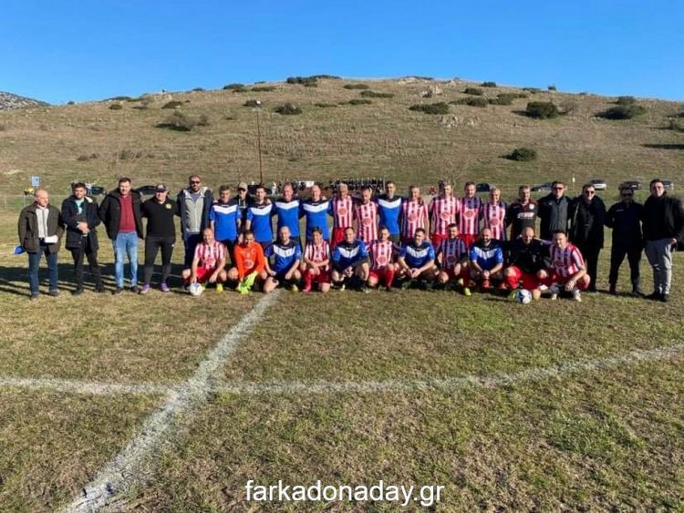 Έπαιξαν ποδόσφαιρο για καλό σκοπό Αστυνομικοί και παλαίμαχοι της Οιχαλίας