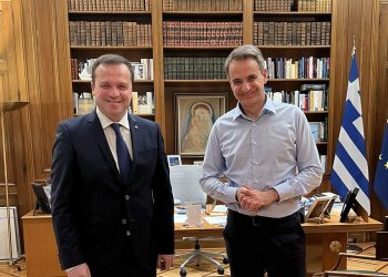 Τι συζήτησαν Μητσοτάκης και Λιούτας στο Μέγαρο Μαξίμου