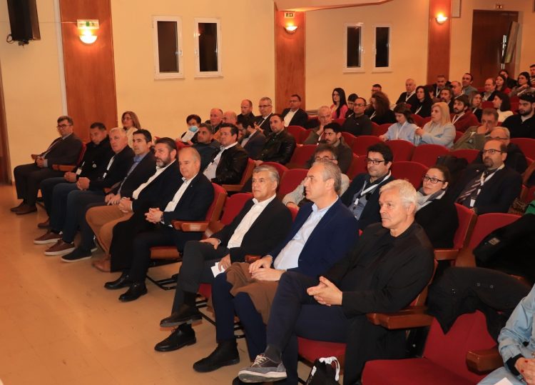 Η Περιφέρεια Θεσσαλίας πρωτοπορεί, διακρίνεται, ενημερώνει