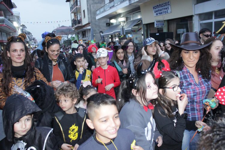 Κοσμοπλημύρα στο ΚΑΡΝΑΒΑΛΙ της Πύλης