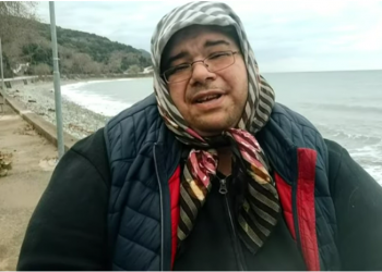 Ο Στέλιος από την Καρίτσα τρολάρει τον Άγιο Βαλεντίνο και γίνεται viral παρέα με την γιαγιά Ευμορφία (BINTEO)