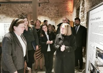 Στα Τρίκαλα Λίνα Μενδώνη και Σοφία Ζαχαράκη