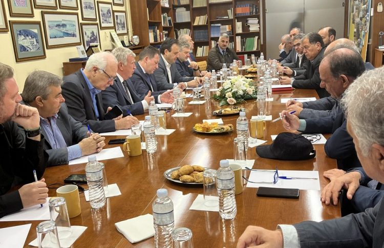 20 εκατ. ευρώ στις ΔΕΥΑ υποσχέθηκε ο Σ. Πέτσας