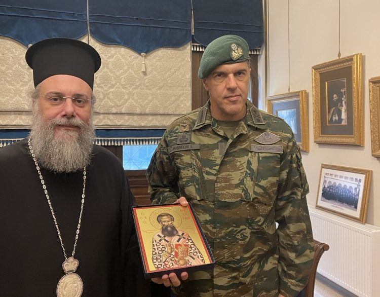 Τον Τρίκκης Χρυσόστομο επισκέφτηκε ο νέος Ανώτερος Διοικητής Φρουράς Τρικάλων και Διοικητής Σ.Μ.Υ.