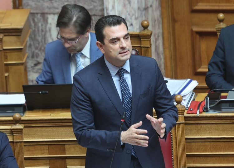 Κώστας Σκρέκας: «Καμία ιδιωτικοποίηση στο νερό»