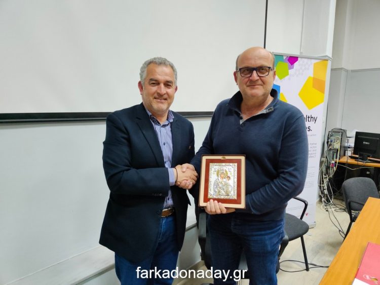 Ομαλά κύλησε η χθεσινή συνεδρίαση του Δημοτικού Συμβουλίου Φαρκαδόνας