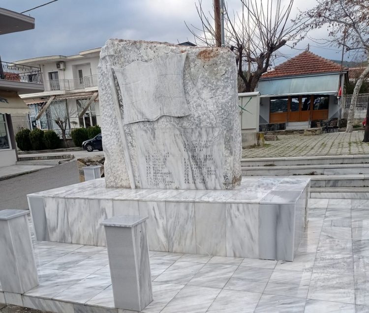 Αποκαταστάθηκαν οι φθορές στο Μνημείο Πεσόντων Ηρώων στο Γριζάνο