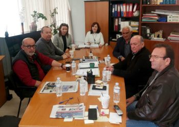 Δίνοντας «ψίχουλα» ο Δήμος Φαρκαδόνας  στις αναθέσεις μελετών παίρνει  εκατομμύρια