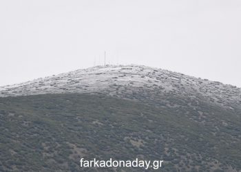 Χιόνισε τη νύχτα στον Πετρόπορο