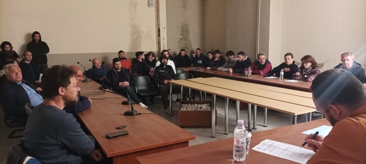 Ολοκληρώθηκε η σύσκεψη στο Εργατικό Κέντρο Τρικάλων για την καλύτερη οργάνωση της απεργίας