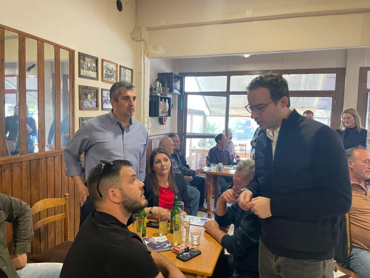 Κλίμα νίκης  σε συγκέντρωση πολιτικών φίλων του  Χατζηγάκη στην Μουριά