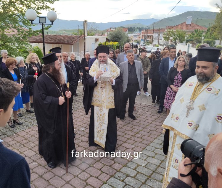 Πάνδημος υποδοχή Ιερού Λειψάνου του Αγίου Γεωργίου στο Γριζάνο
