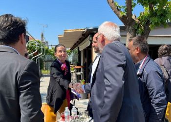 Ο κόσμος αγκαλιάζει την υποψηφιότητα της Μαρίνας
