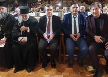Ο πρόεδρος των Τρικαλινών Ιεροψαλτών σε εκδήλωση στο πολεμικό Μουσείο