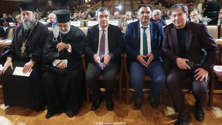 Ο πρόεδρος των Τρικαλινών Ιεροψαλτών σε εκδήλωση στο πολεμικό Μουσείο