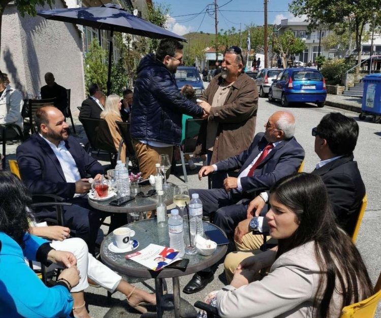 Ο Xάιδος πάει τρένο