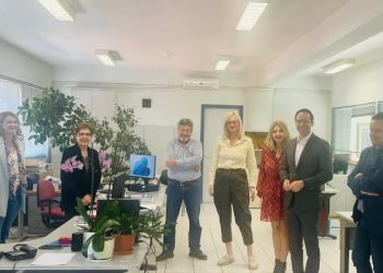 Σε δημόσιες υπηρεσίες των Τρικάλων ο Μικέλης Χατζηγάκης