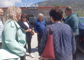 Περιοδεία ΚΚΕ στο Ζάρκο που επλήγη από την πλημμύρα