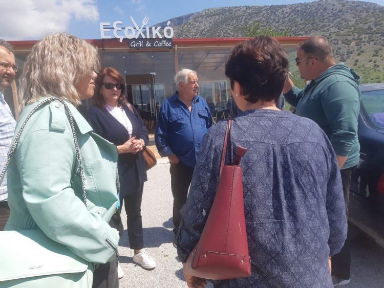 Περιοδεία ΚΚΕ στο Ζάρκο που επλήγη από την πλημμύρα