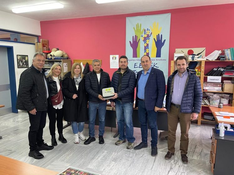 Απινιδωτής στο Ειδικό Σχολείο ΕΕΕΕΚ Τρικάλων από την Περιφέρεια Θεσσαλίας