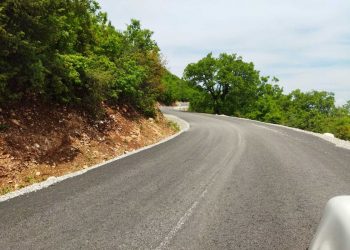Ασφαλτοστρώνει τους δρόμους προς Ιερές Μονές των Τρικάλων η Περιφέρεια Θεσσαλίας