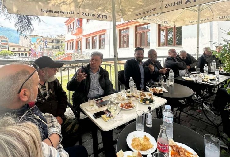 O Ηλιάδης ενώνει για να γίνει πράξη το «όλον ΠΑΣΟΚ»